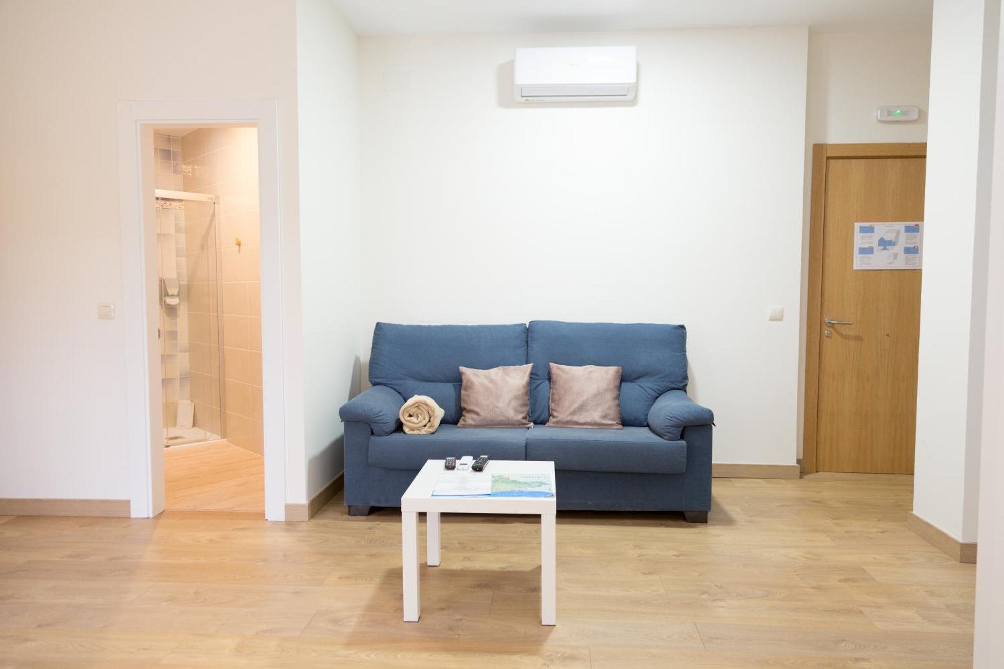 Apartamentos Playa De Кобресес Экстерьер фото