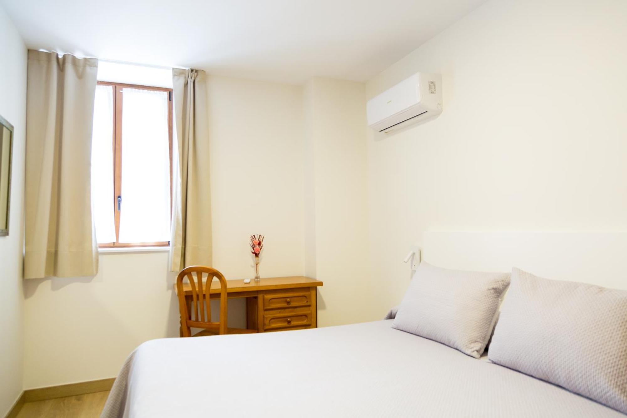 Apartamentos Playa De Кобресес Экстерьер фото