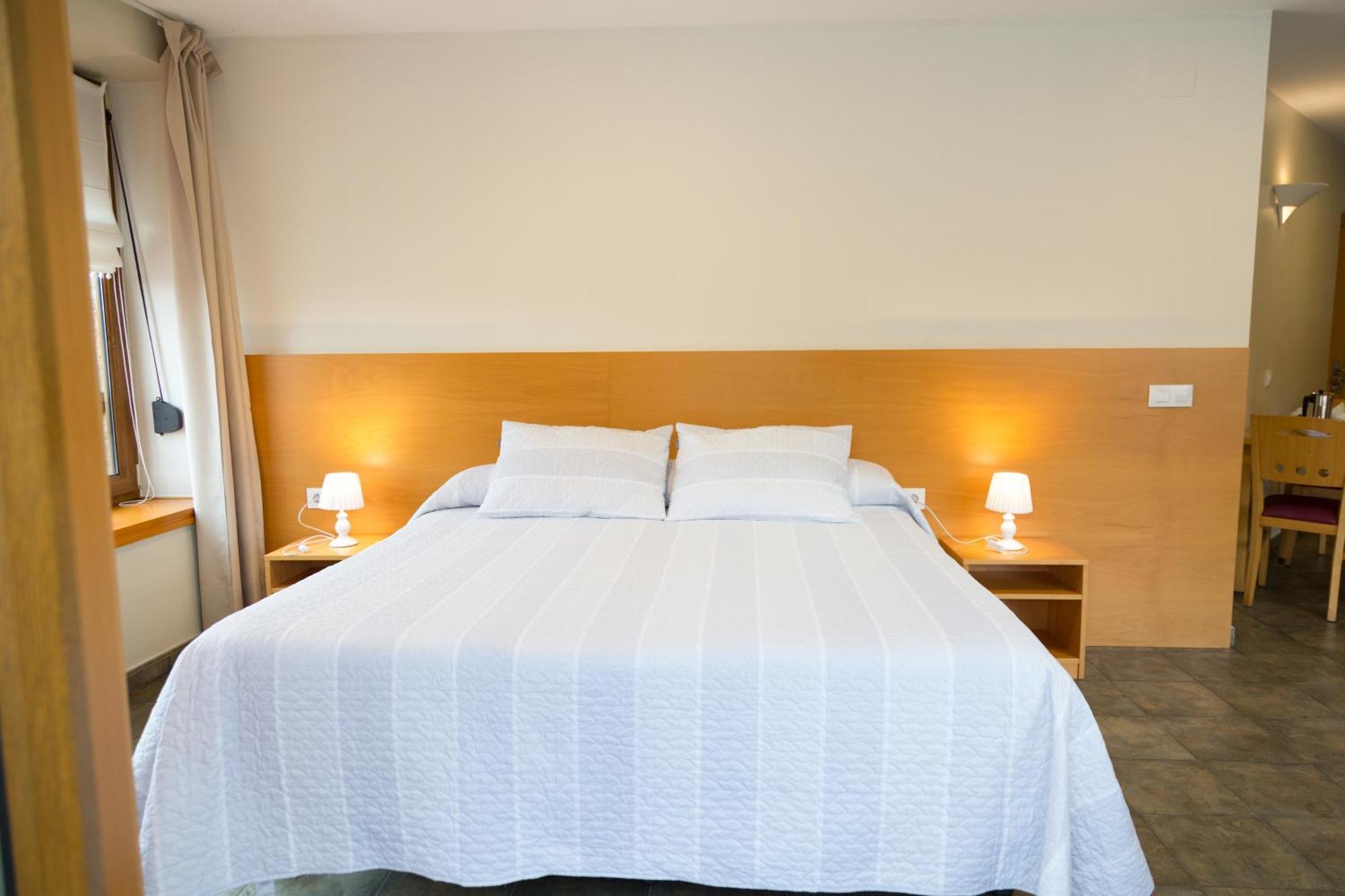 Apartamentos Playa De Кобресес Экстерьер фото