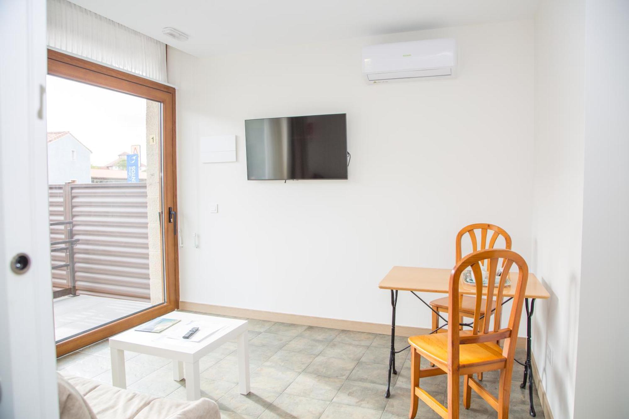 Apartamentos Playa De Кобресес Экстерьер фото
