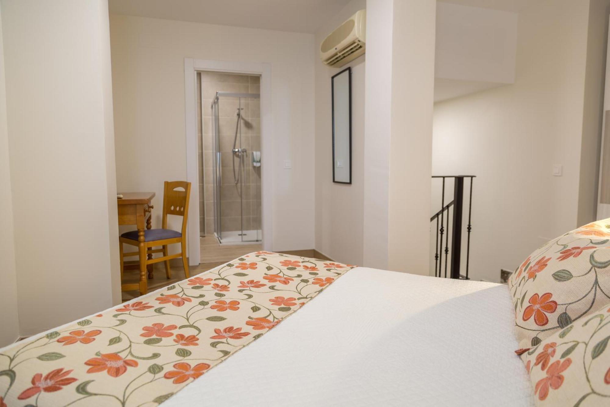 Apartamentos Playa De Кобресес Экстерьер фото